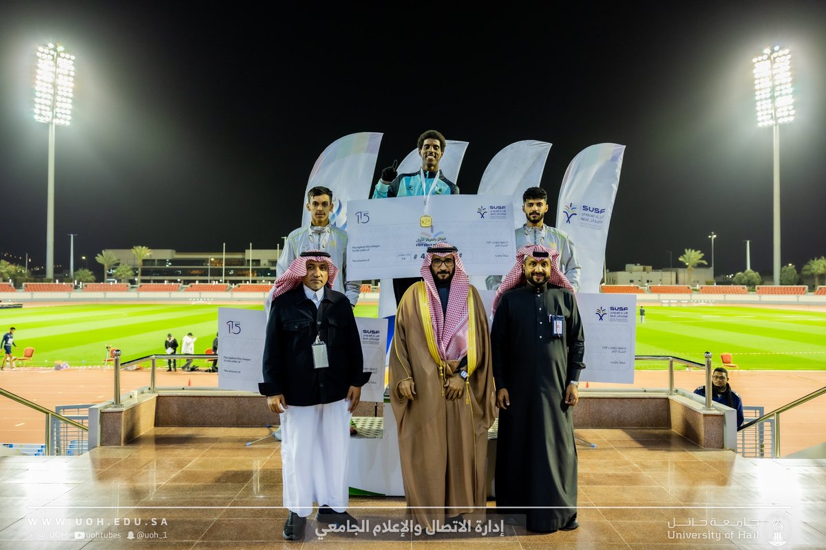 _UOH's tweet photo. #صور| 📸

رئيس الاتحاد السعودي للرياضة الجامعية، أ.د. خالد المزيني، يتوَّج الجامعات الفائزة والمتسابقين في بطولة ألعاب القوى للجامعات السعودية، التي تستضيفها #جامعة_حائل في الفترة من 23 إلى 25 يناير 2025

#جامعة_حائل 
#بطولة_العاب_القوى_طلاب
#بطولة_15 https://t.co/HEDJUvD2S5