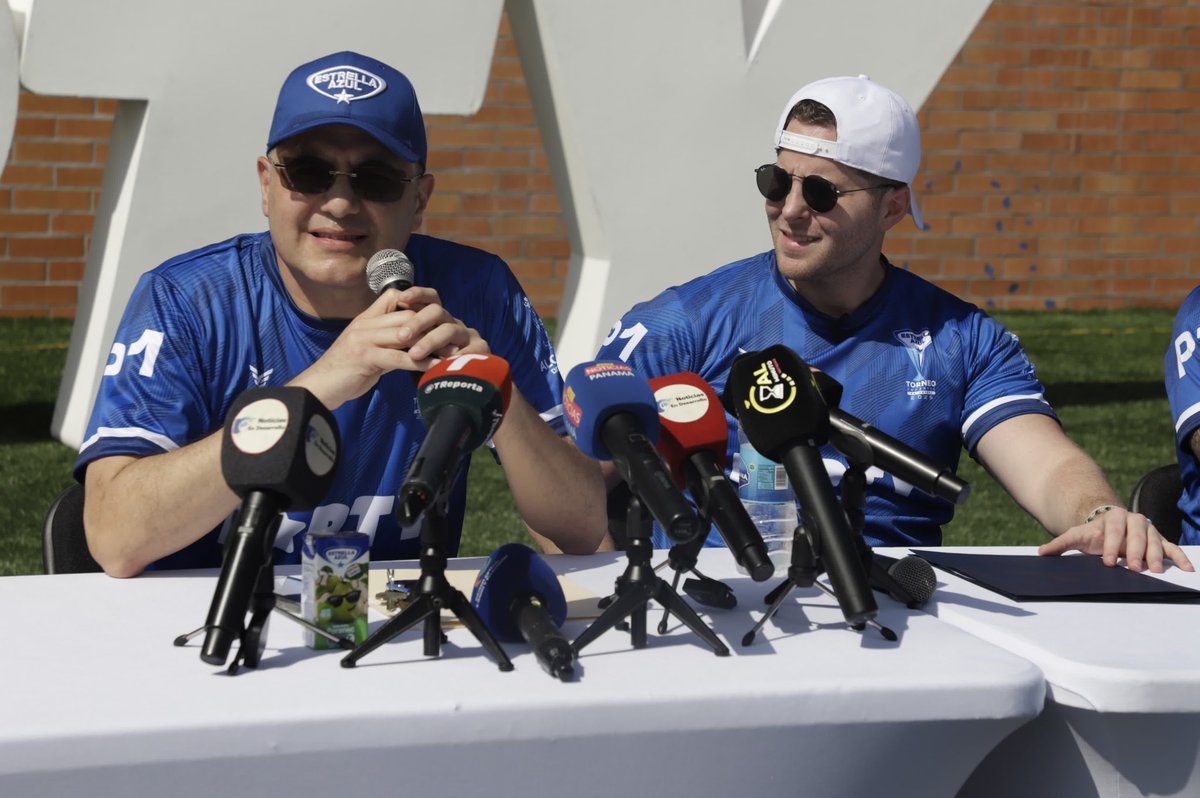 La Alcaldía de Panamá, en alianza con <a href="/Estrellaazulpty/">Estrella Azul</a> anuncia el lanzamiento del proyecto deportivo infantil 'Torneo Estrellas Azules', una iniciativa que promete llevar alegría y desarrollo a 400 niños provenientes de los 26 corregimientos del distrito capital. Este torneo de