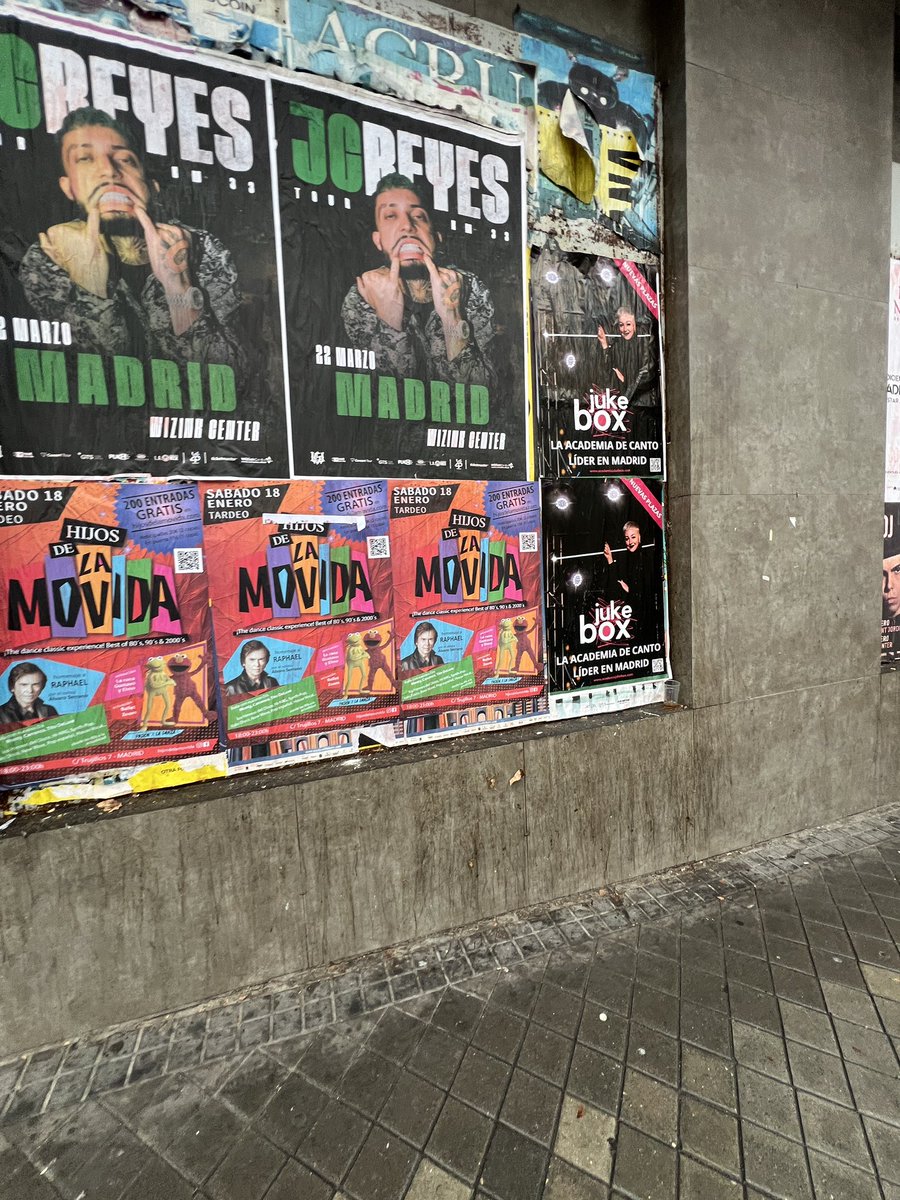 Parece que le va a costar al #MovistarArenaES quitarse la etiqueta de #wizinkcenter… carteles de conciertos para estos próximos meses vistos esta semana en #Madrid, que se celebrarán en el @WiZinkCenter #MovistarArena 🤔