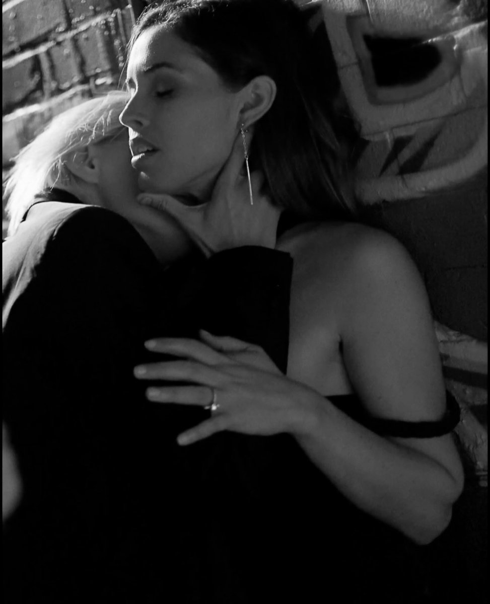 feminist1o's tweet photo. الذ قبلة❤️‍🔥 https://t.co/GDDxuPDCgB