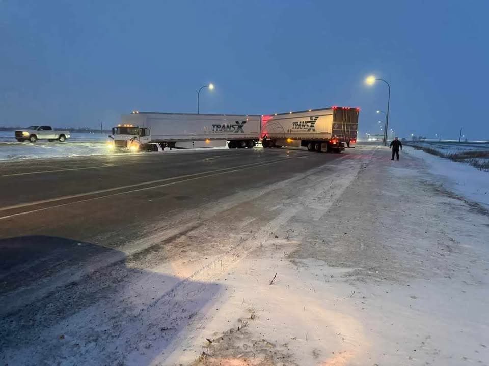 SkilledCanada's tweet photo. (#712/01/2025)
MANITOBA (S)
""Trans-x turnpike on Canada Way, west of Sturgeon Road. Winnipeg, Manitoba.""
#TransX #transXstc #svistc #lcvstc #vanstc #mbstc https://t.co/zVDCGBGLko