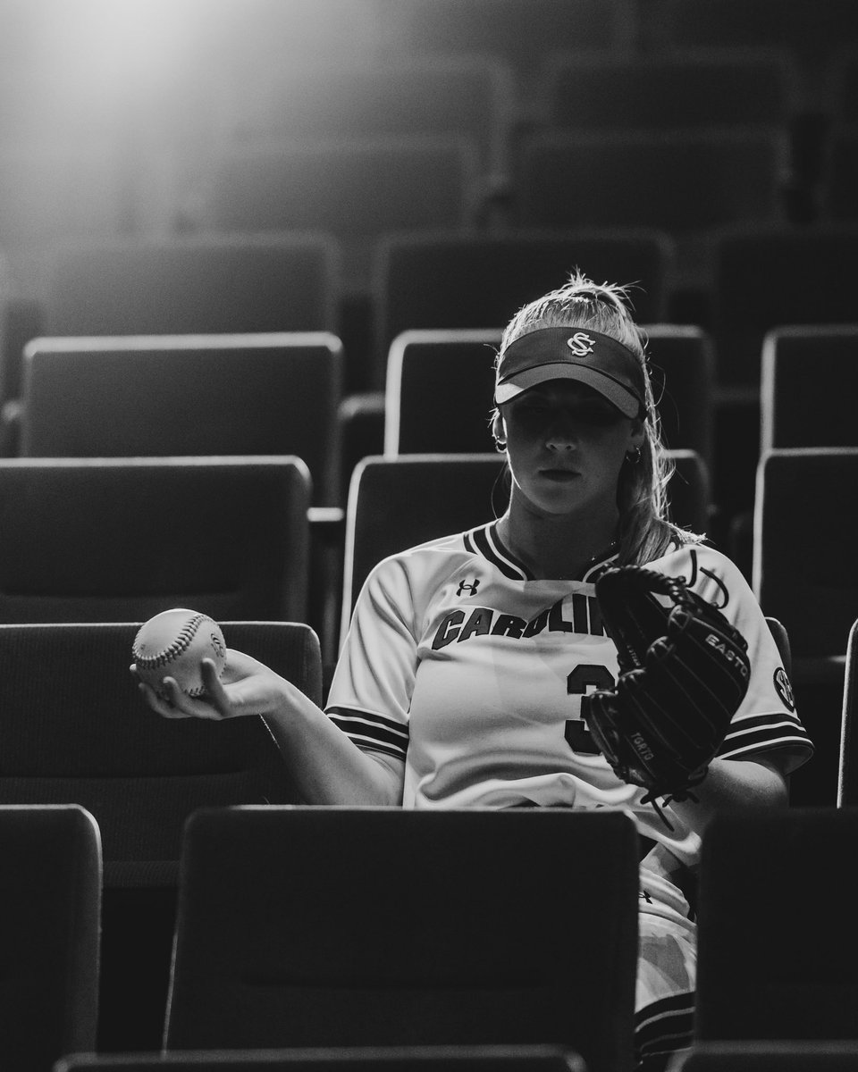 South Carolina Softball tweet media