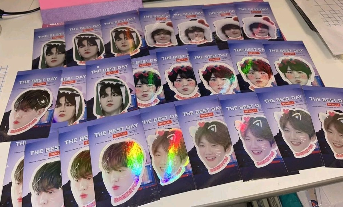 bvrly_hills's tweet photo. Sharing my fan support for #BENCHxBAEKHYUN Fanmeet! ❤️

🍓Baekhyun Bubble Head Magnet &amp; Strawberry bracelet🍓

🏈 Like &amp; RT this tweet
🏈 Choose 1 only | 1:1
🏈 Follow @aeri_diaries1485 on TikTok
🏈 For trade only

#BAEKHYUNFANMEET2025 #BAEKHYUNinManila #TheBestDayWithBENCH https://t.co/OLspbnmLp6