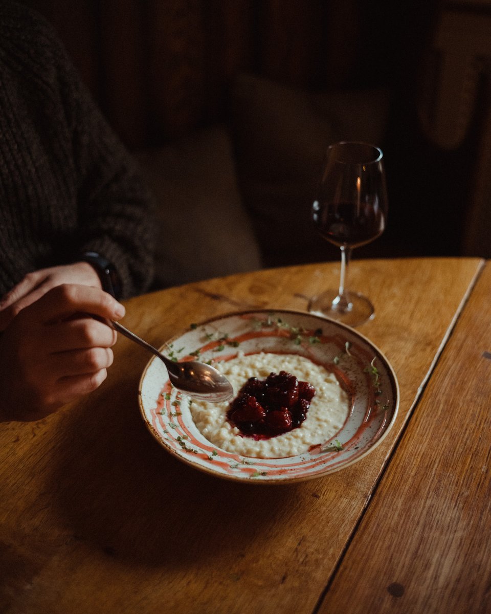 HighForceWater's tweet photo. Our Homemade Creamy Rice Pudding is a silky indulgence, beautifully paired with a delicate berry compote.
https://t.co/jTen0aRBnn
#FoodieFinds #PubGrubPerfection #ElevatedEats #CraftedCuisine https://t.co/YBHfpU2kIW