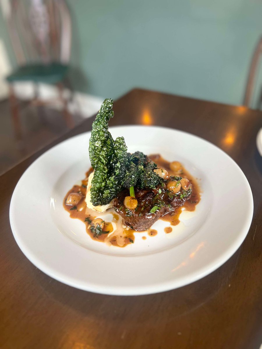 Chez Dominique tweet media