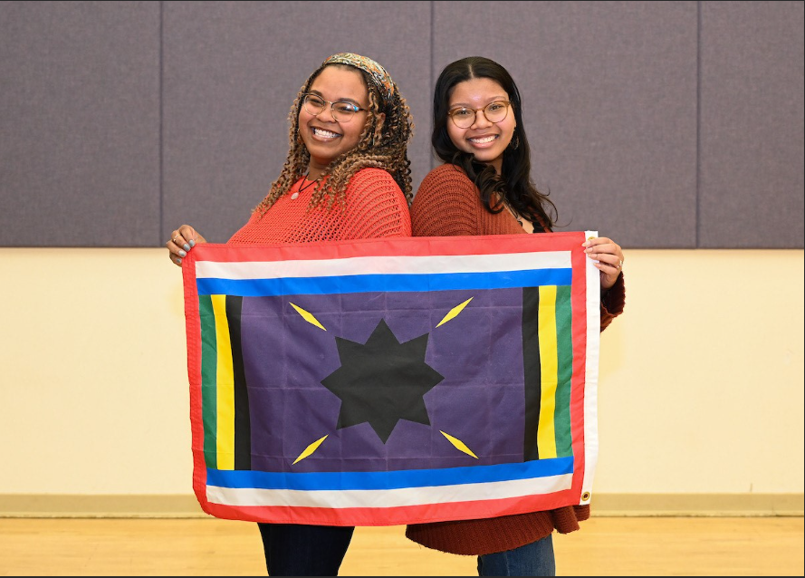 bcplinfo's tweet image. Celebrate Black History Month by learning the story of the African American Flag with playwriting sisters Chloe and Kaylah Harvey. Participate in one of the programs, starting this Saturday at the Hereford Branch. bit.ly/4285786

#library #freeprogram