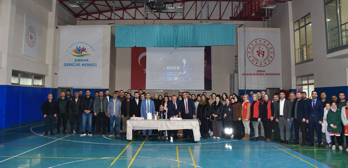 GSB_Sirnak's tweet photo. İl Müdürümüz Abdullah Ayar için
il ve ilçelerimizde görev yapan personellerimizin katılımı ile veda programı düzenlendi. Müdürümüze ilimize verdiği hizmetler için teşekkür eder, yeni görevinde başarılar dileriz. https://t.co/n0z3WKbWhH