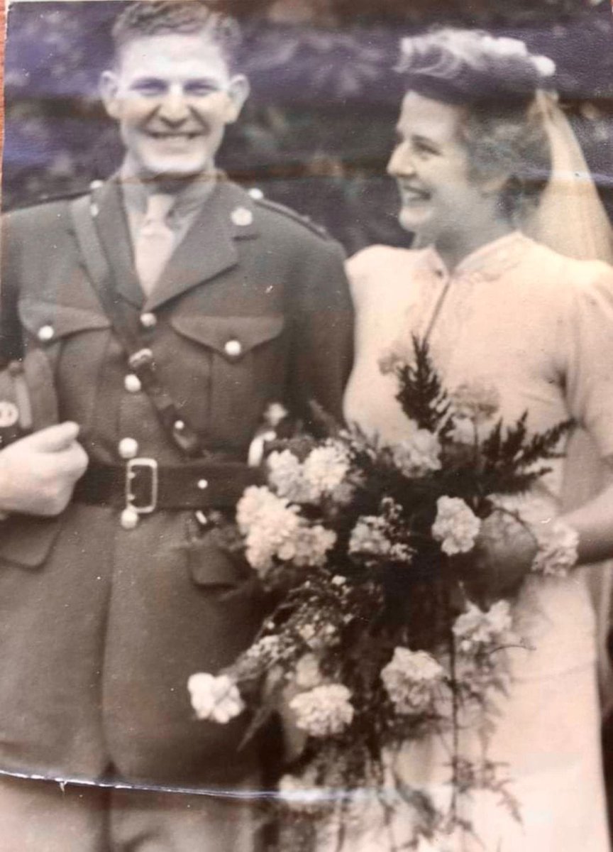 Robert Miles tweet media