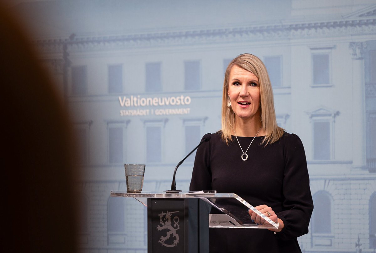 Ympäristöministeriö (@yministerio) on Twitter photo Lämpimästi tervetuloa taloon, uusi ympäristö- ja ilmastoministeri <a href="/SariMultala/">Sari Multala</a>! 🌟
Valtioneuvoston tiedote: valtioneuvosto.fi/-/sari-multala… Lämpimästi tervetuloa taloon, uusi ympäristö- ja ilmastoministeri <a href="/SariMultala/">Sari Multala</a>! 🌟
Valtioneuvoston tiedote: valtioneuvosto.fi/-/sari-multala…