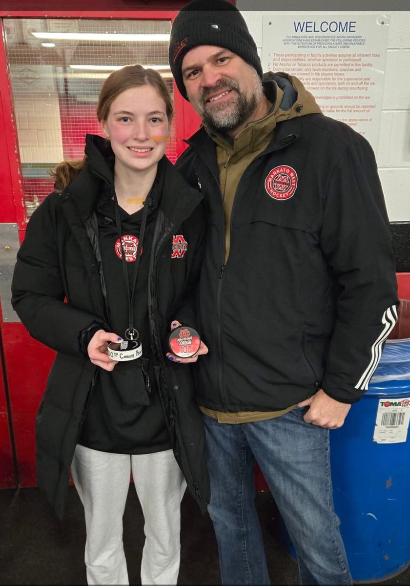 Mankato West Girls Hockey Club tweet media