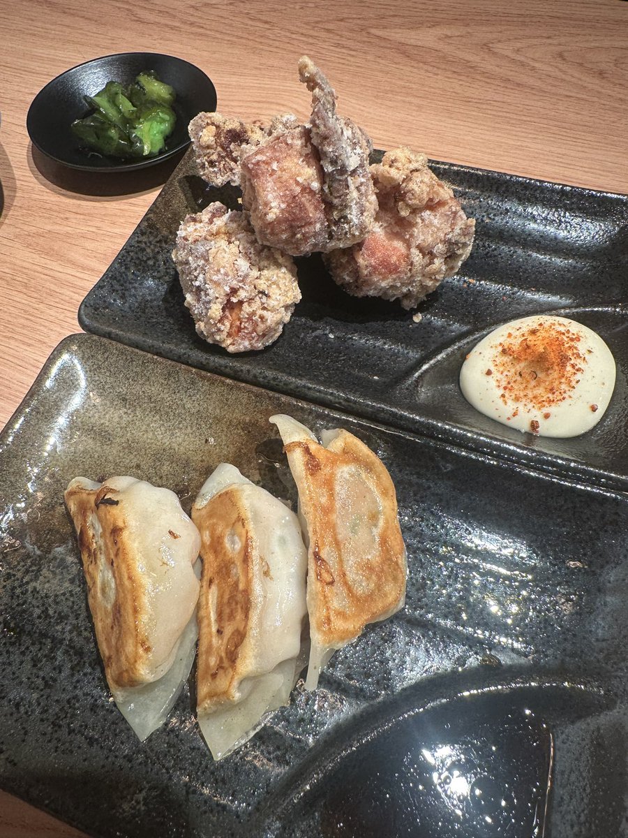 noguriiii's tweet photo. まさみちゃんが『日本のラーメンそのものだよ』と教えてくれて、ハマって今週2回も行った🍜
麺の硬さ、背脂の量も選べて完全日本式🇯🇵
唐揚げも片栗粉で揚げてて日本の家庭の味🇯🇵キリンも進む🍻

마치다쇼텐 마리오아울렛 본점
서울 금천구 벚꽃로 266 마리오아울렛 3관 12층
https://t.co/6ey7Tla18J https://t.co/ScILd8auwW