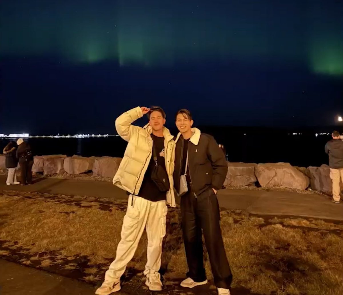 carolecandice's tweet photo. Let's go for a ride in Iceland again 😍🫠🫠

YouTube Fay Onchuma
https://t.co/pu1NVPBUQA

#ICELANDSPRING 
#icelandspringPH8 #ICELANDSPRINGtrip2024 
#ICELANDSPRINGThailand 
#MewTul 
#MewSuppasit #Tul_Pakorn 
@MSuppasit @octotul https://t.co/N0LwlK4uFR