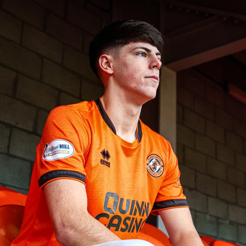 dundeeunitedfc's tweet photo. A rising star 🌟

#DUFC are excited to confirm the extension of Academy graduate Samuel Cleall-Harding's contract 📝

🦁 The defender has committed his future to his boyhood club until at least the summer of 2027