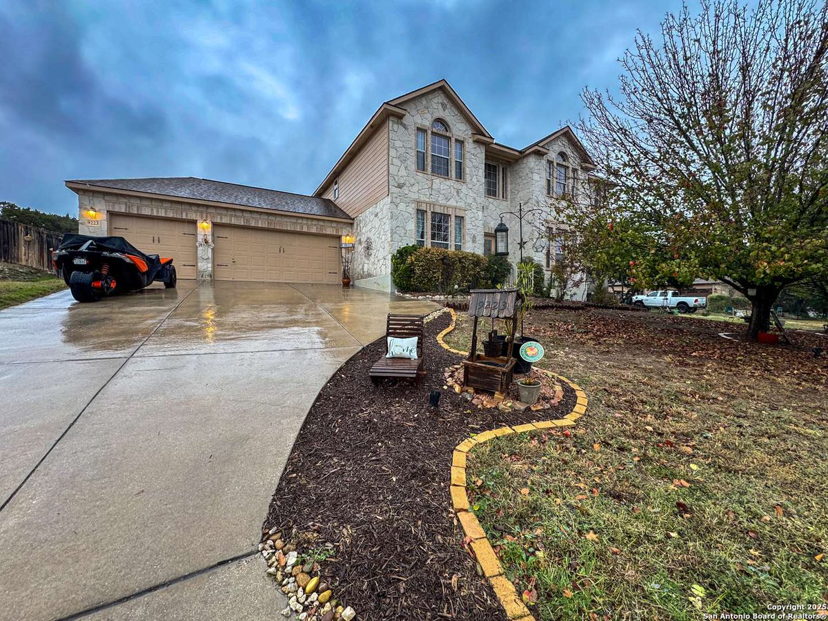 AMRGrouptx's tweet photo. Listing Address: 9223 SAUCEDO DR, Helotes, TX 78023-4529
Listing Price: $654,999
Schedule a showing and request more information here: https://t.co/ROpiQE367s https://t.co/yJ8QWc7Xkx