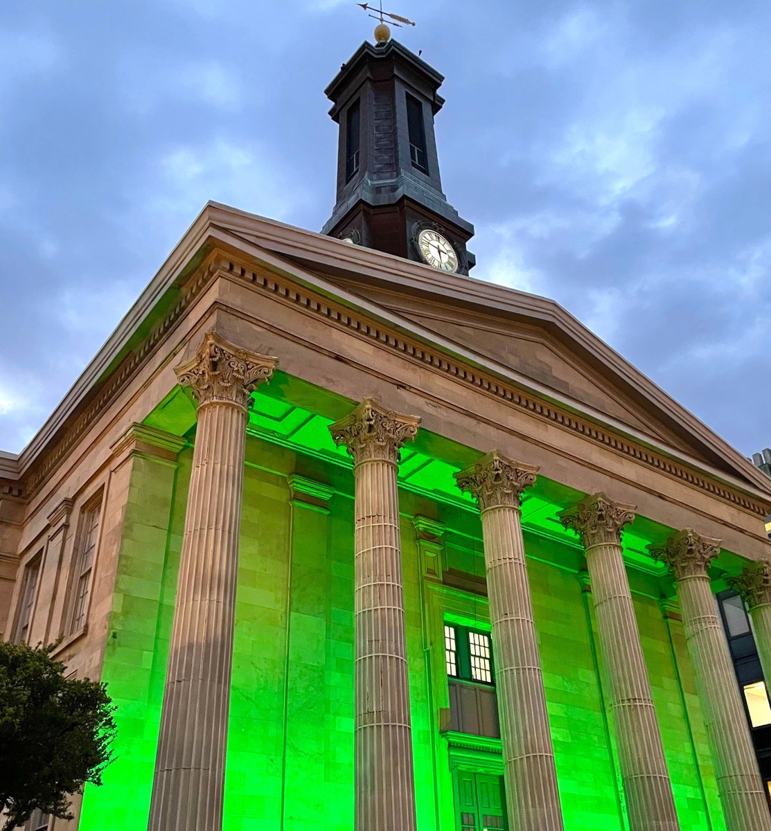 ChescoGovt's tweet photo. The Chester County historic courthouse will be lit in green this weekend to show #chesco's support for the 🦅@philadelphiaeagles 🦅as they get ready to play for the NFC Championship on Sunday!  

💚GO BIRDS!!!! 💚

#FlyEaglesFly https://t.co/e88CH3JJWW