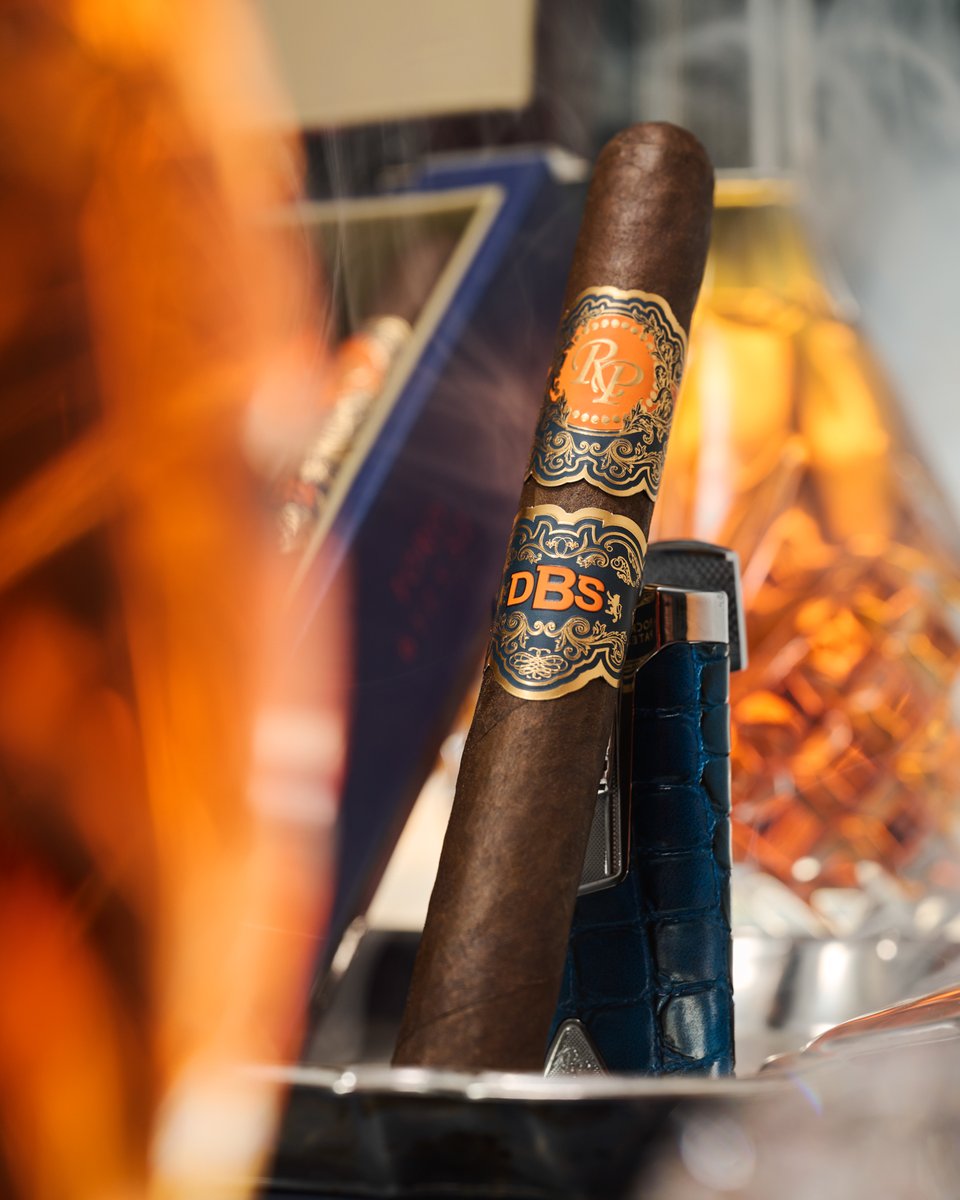 RockyPatelCigar's tweet photo. The DBS: A masterpiece of craftsmanship! This premium cigar delivers a bold, full-bodied flavor that will captivate even the most seasoned aficionados.

#rockypatelcigars #premiumcigars #exceptionalquality #boldflavor #fullbodied #luxurylifestyle #cigarlife #smokeelegantl https://t.co/XEdF3sX9VJ