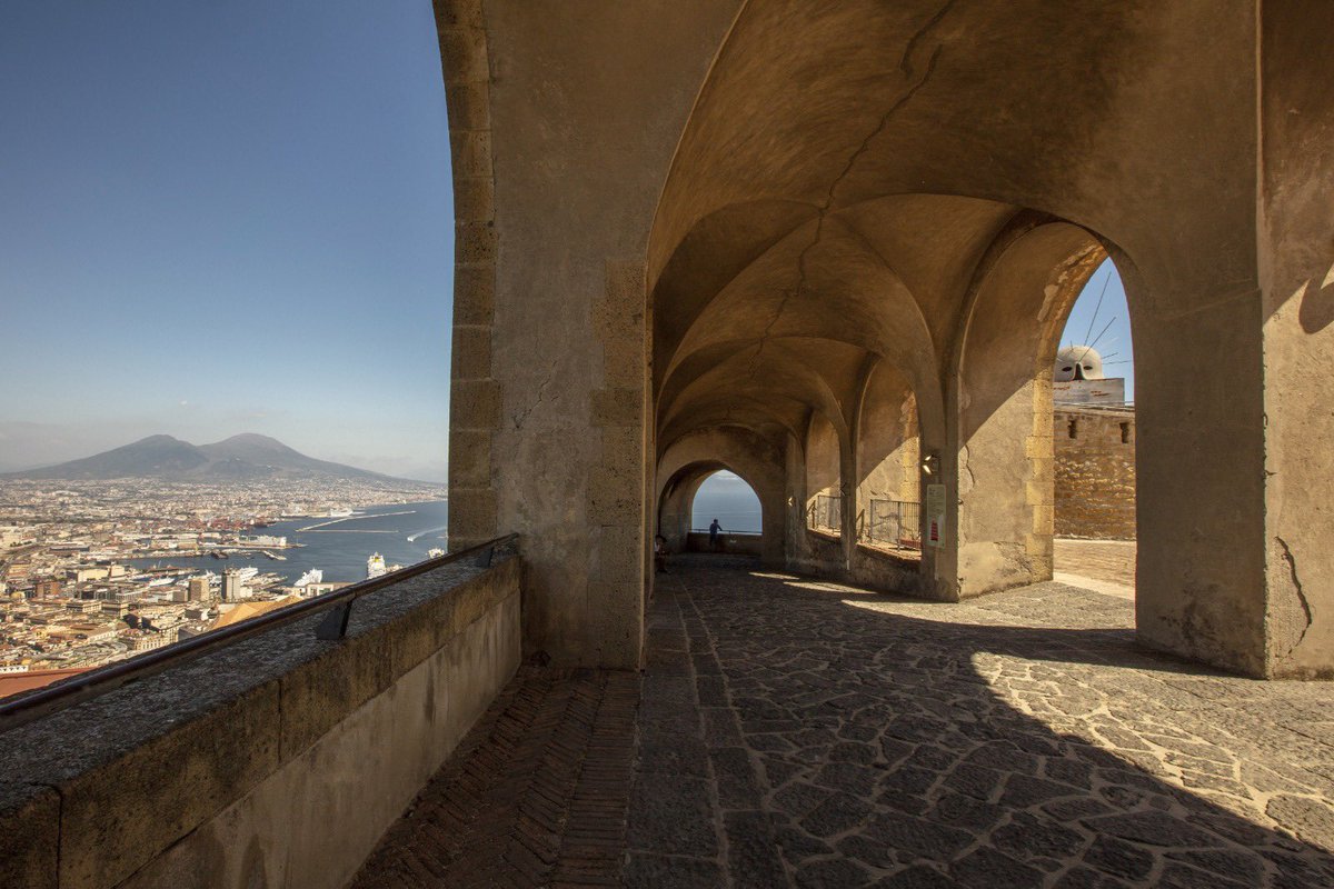 A Castel Sant'Elmo, a Napoli, in collaborazione con l’Arma dei Carabinieri, siamo al lavoro per allestire un museo “dell'arte salvata”, che possa accogliere ed esporre opere d'arte e reperti recuperati dai carabinieri del Comando Carabinieri Tutela Patrimonio Culturale.