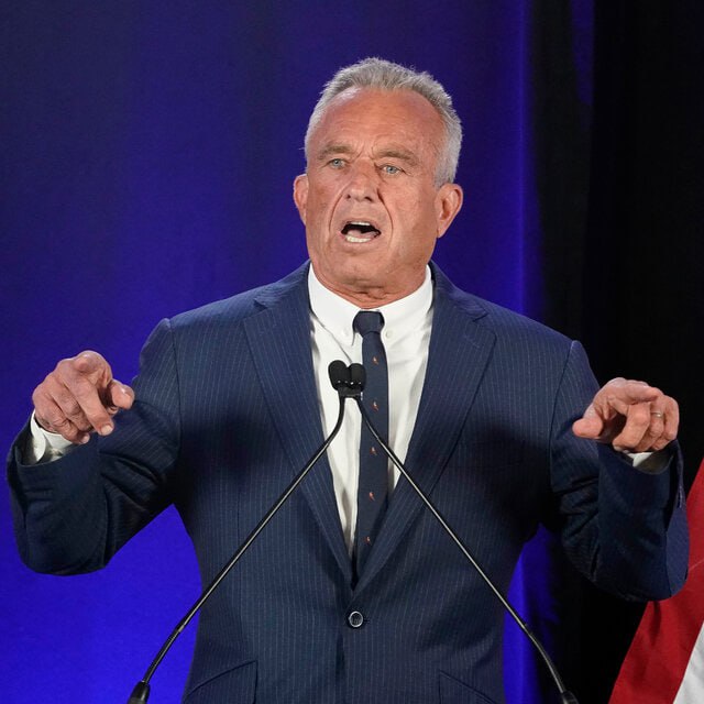 🚨 BREAKING: Robert F. Kennedy Jr. says, "All medications in the U.S. should be made in America for quality and security."

Do you agree with him?

YES or NO?