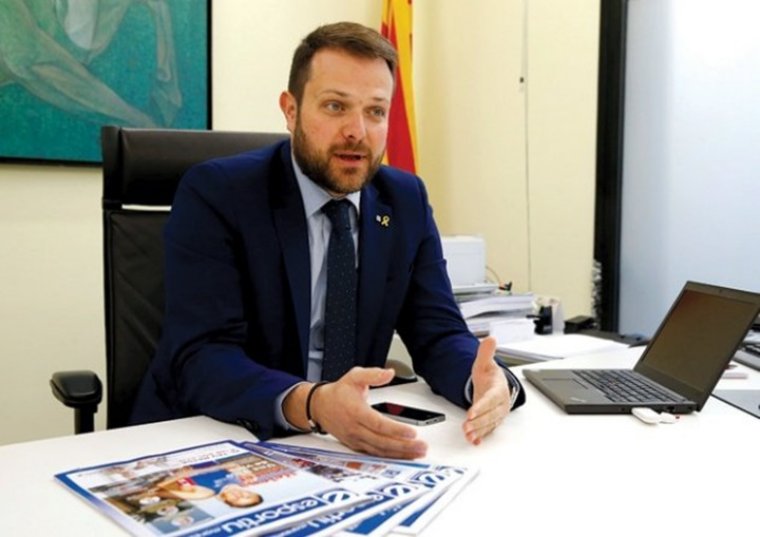 ‼️ Gerard Figueras torna a la primera línia de la política a l'Ajuntament de Vilanova i la Geltrú

👉 La regidora Blanca Albà renunciarà a la seva acta de regidora al mes d'abril i Figueres s'incorporarà al grup municipal al maig amb l'encàrrec de liderar la