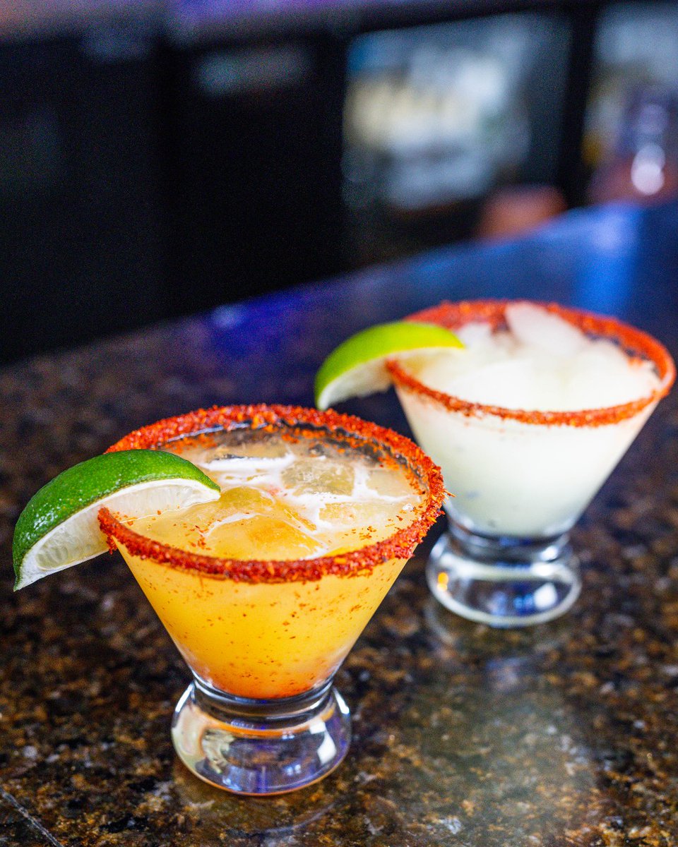 Try our 𝙃𝙚𝙖𝙡𝙩𝙝𝙮 𝙇𝙞𝙫𝙞𝙣𝙜 𝙈𝙚𝙣𝙪 🌿 

Enjoy fresh, nutritious dishes that are as tasty as they are good for you. And don't forget to pair it with a Skinny Marg!