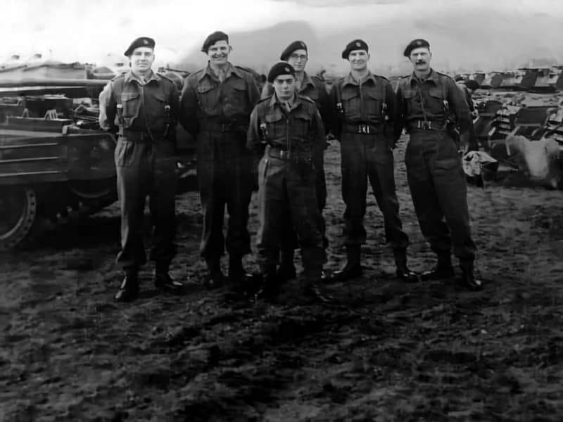 Robert Miles tweet media