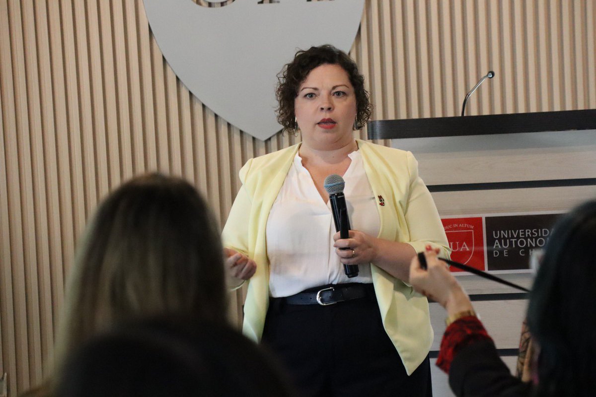 UAinvestigacion's tweet photo. #InESGénero El 22 y 23 de enero se realizó el V Encuentro Nacional del #ProgramaAutónomas en la sede Temuco de @autonomadechile, junto a Samanta Elgueta García de ZENIT Chile y Dra. Vania Figueroa Ipinza, directora de la Unidad de Igualdad de Género. 🏛️
🔗https://t.co/T2tf57raTY https://t.co/TOBi5V1qaN