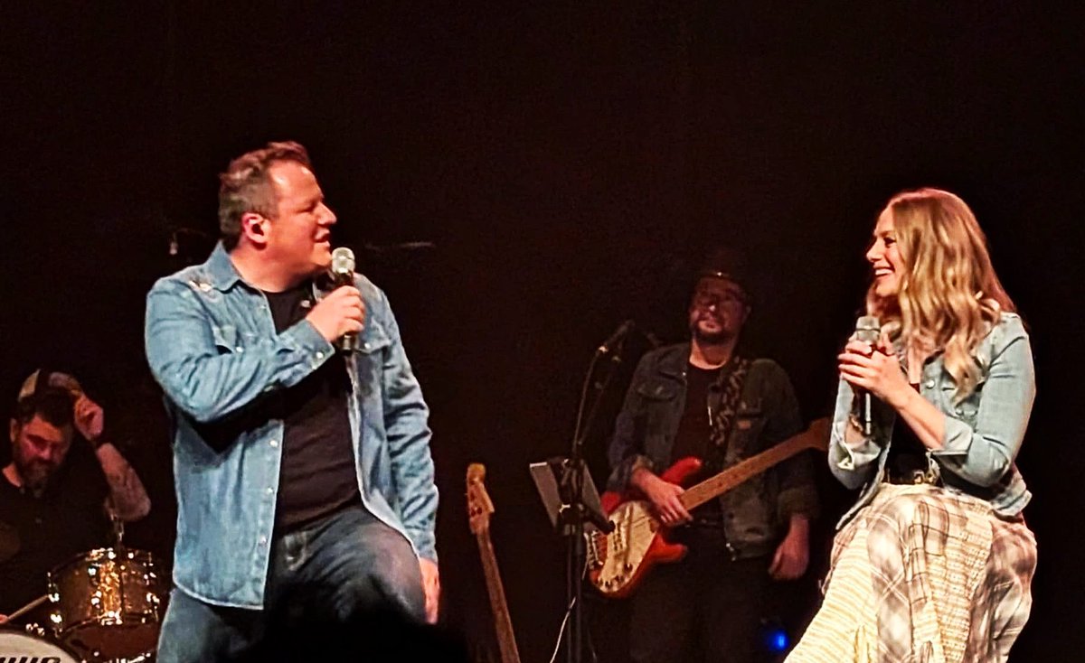 Drummondville!! ✨✨✨
Le Country de nos idoles débarque chez-vous, à la Maison des arts Desjardins, le 8 février!!! 🤠🎉
On a super hâte de vous présenter notre tout nouveau spectacle! 
À bientôt!!! ❤️

🎟️ 👇🏻
m.reseau.ovation.ca/00000P/fr/Tick…