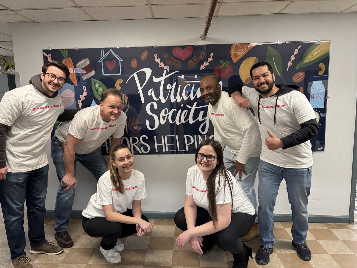 NovacoreIns's tweet photo. Inspired by Dr. King’s legacy, our Conshohocken team supported the Patrician Society by distributing meals and restocking shelves for neighbors in need. We're proud to help build stronger communities through acts of service. ❤️ #MLKDay #weekofgiving #buildsuccess https://t.co/I3QZ423b4y