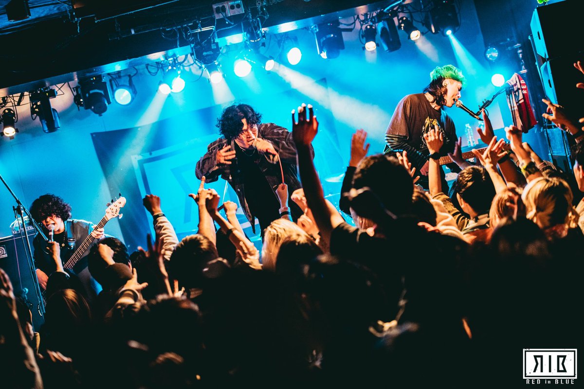 REDinBLUE_jpn's tweet photo. 『ビターエンドツアー』下北沢ERA編

くっそありがとうございました🫶

@royalgal_JP BIGLOVE!!

📷(@musicmagic3923 )

#redinblue https://t.co/OXuNUyPOh1