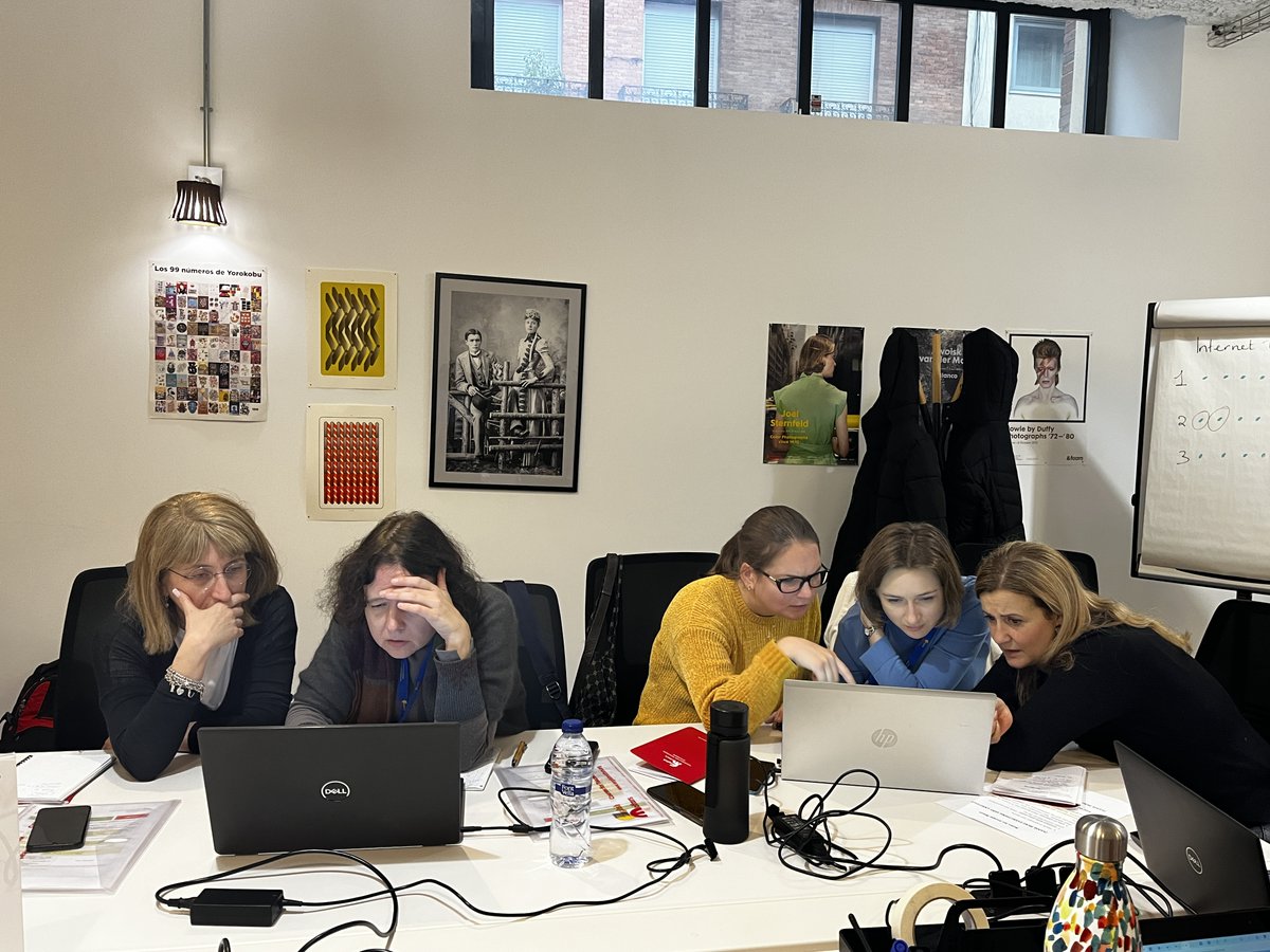 English Matters tweet media