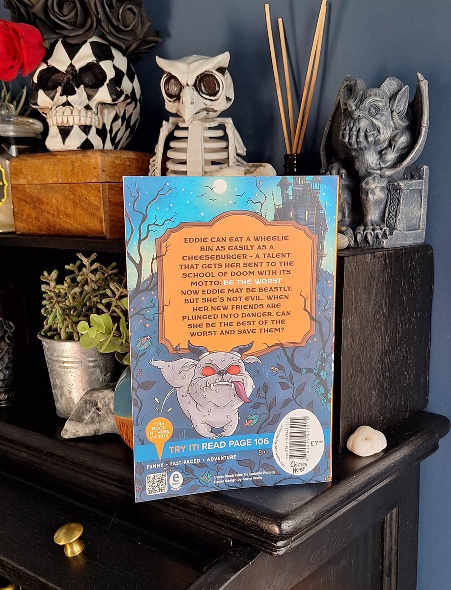 SarahHarrisons's tweet photo. I can finally hold my very own book!! It's shiny and amazing and I love it 😍
SHOOL OF DOOM coming March 13th available to pre-order in my bio.
Thank you @chickenhsebooks !! https://t.co/IiHUk7PDtV