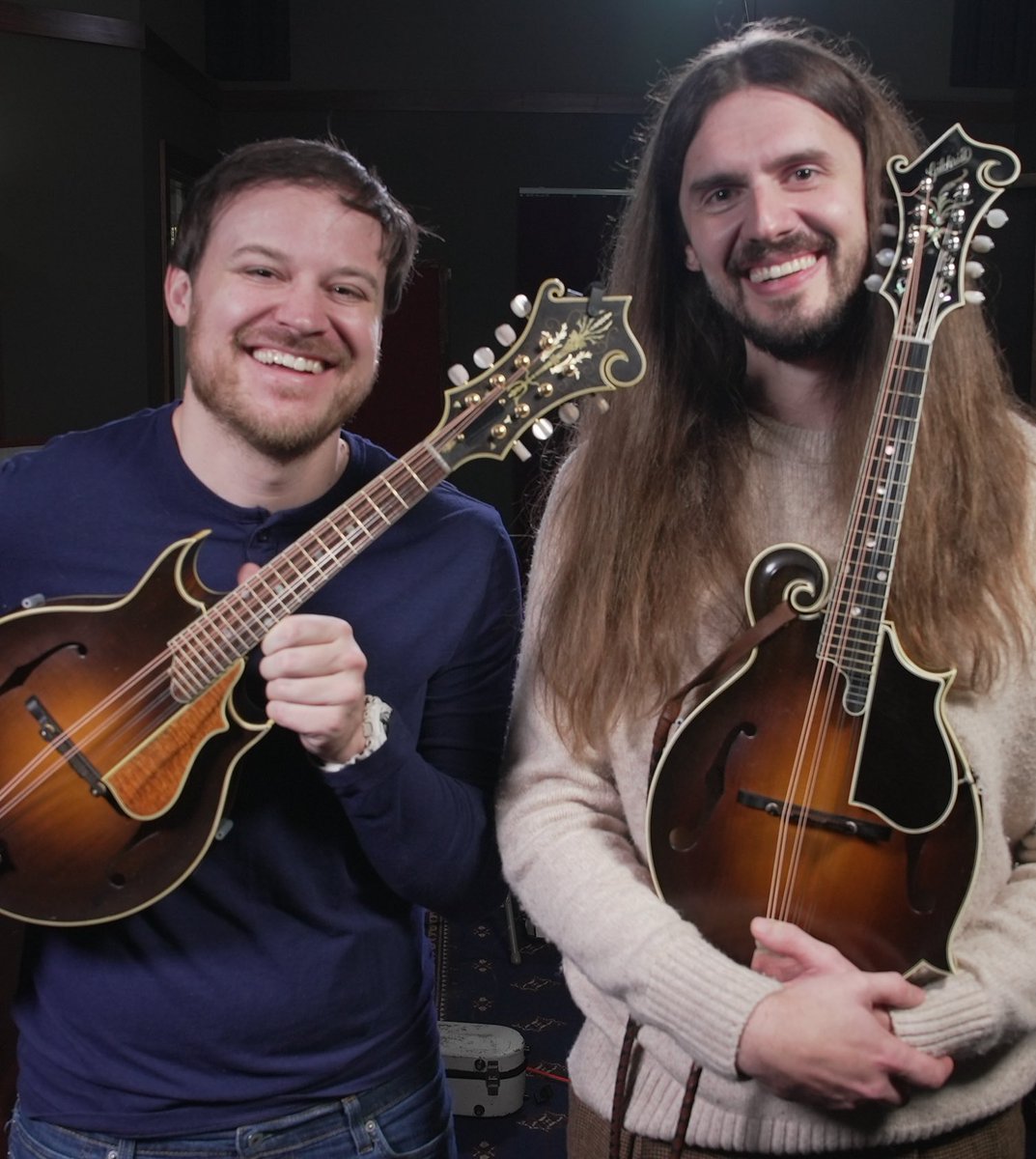 “Mandolin (small… but MIGHTY)” up on the tubes!

youtu.be/P0qaiZ4T6gc?fe…