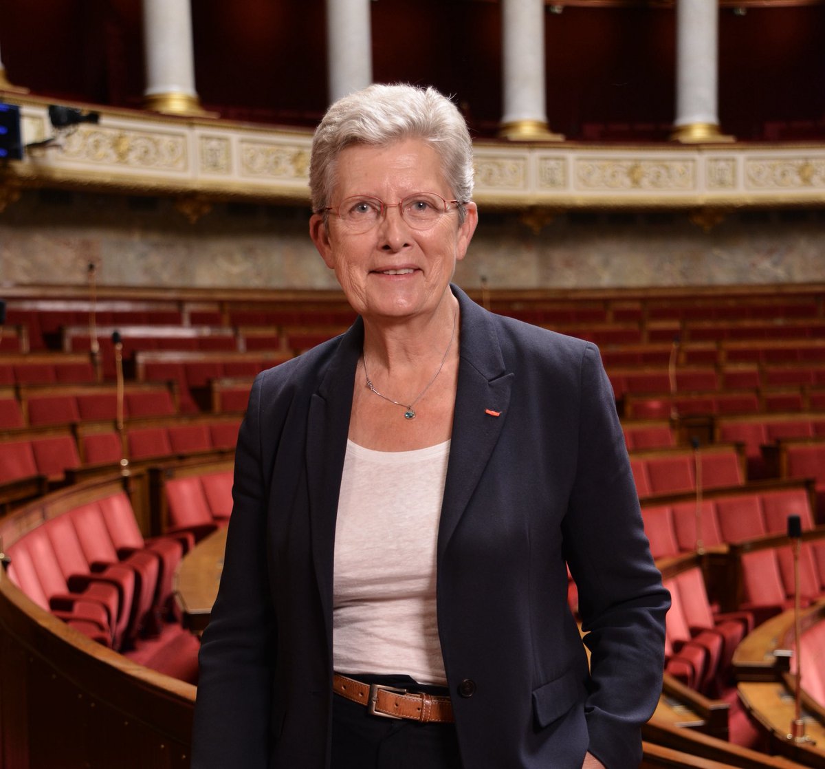 Je reprends aujourd’hui, avec honneur, mon mandat de députée des Landes.
Avec respect pour tous et à l’écoute de chacun, assurons la stabilité de notre pays et renforçons l’Europe. C’est urgent !