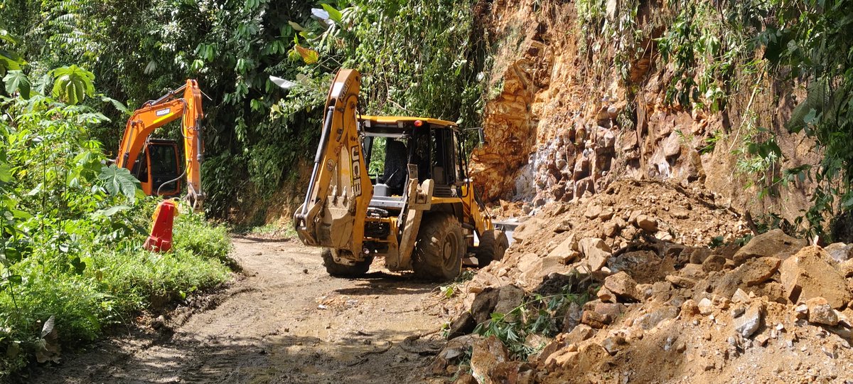OrienteseTV's tweet photo. Para fortuna del #OrienteAntioqueño #Devimed está por terminar su periodo y la Región espera de @petrogustavo @MinTransporteCo @ANI_Colombia que su nefasto periodo no se prolongue en el Territorio. Que una nueva concesión llegue con Licencia Social con comunidades. #NoMasDevimed https://t.co/NELN2yELRD