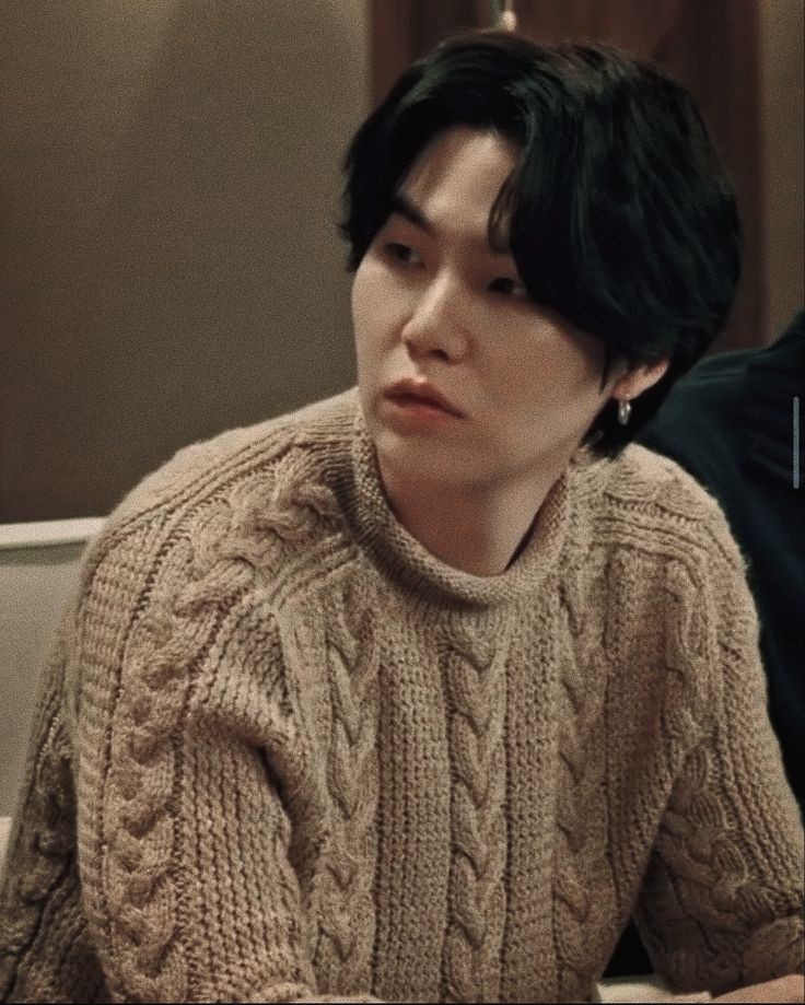 ولی یونگی بایس حقش این نبودا یونگی شی شما گفتی 2025 همو میبینیم اوکی؟! چی شدی؟!
#SUGA 
#AgustD 
#BTS