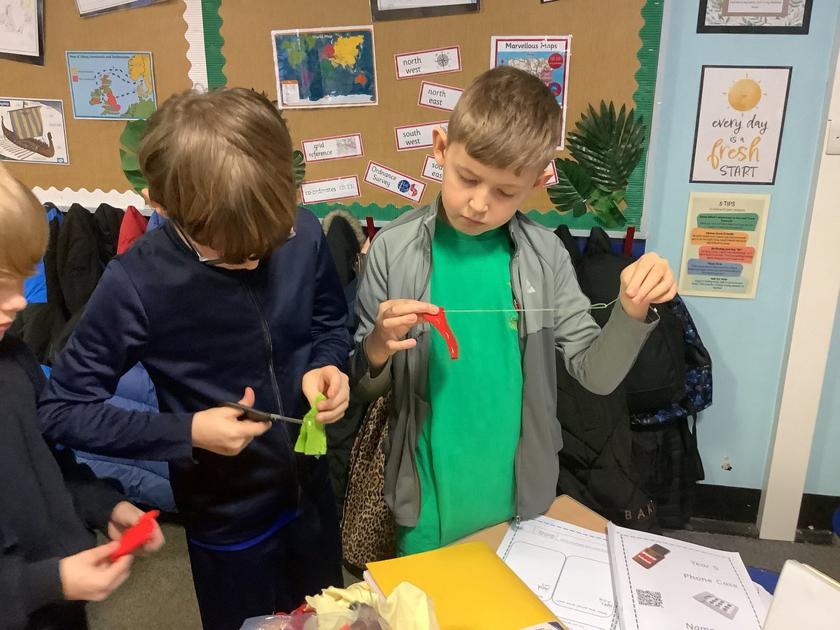 MrsKY_Thatto's tweet photo. The children have tried so hard with their sewing this afternoon - they’ve been practising their different stitches ready for making their finished projects. #ThattoPrim_dt https://t.co/hyG99fZPka