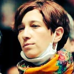 İşinden edilen 150 bin kamu emekçisinden biriydi. İşimi geri istiyorum mücadelesini ilk başlatan oldu. Adalet mücadelesi veren herkesin yanındaydı. İçi boş harddiski delil yapıp 10 yıl ceza verdiler!
Nuriye Gülmen 1633 gündür tutsak.
#NuriyeGülmeneÖzgürlük