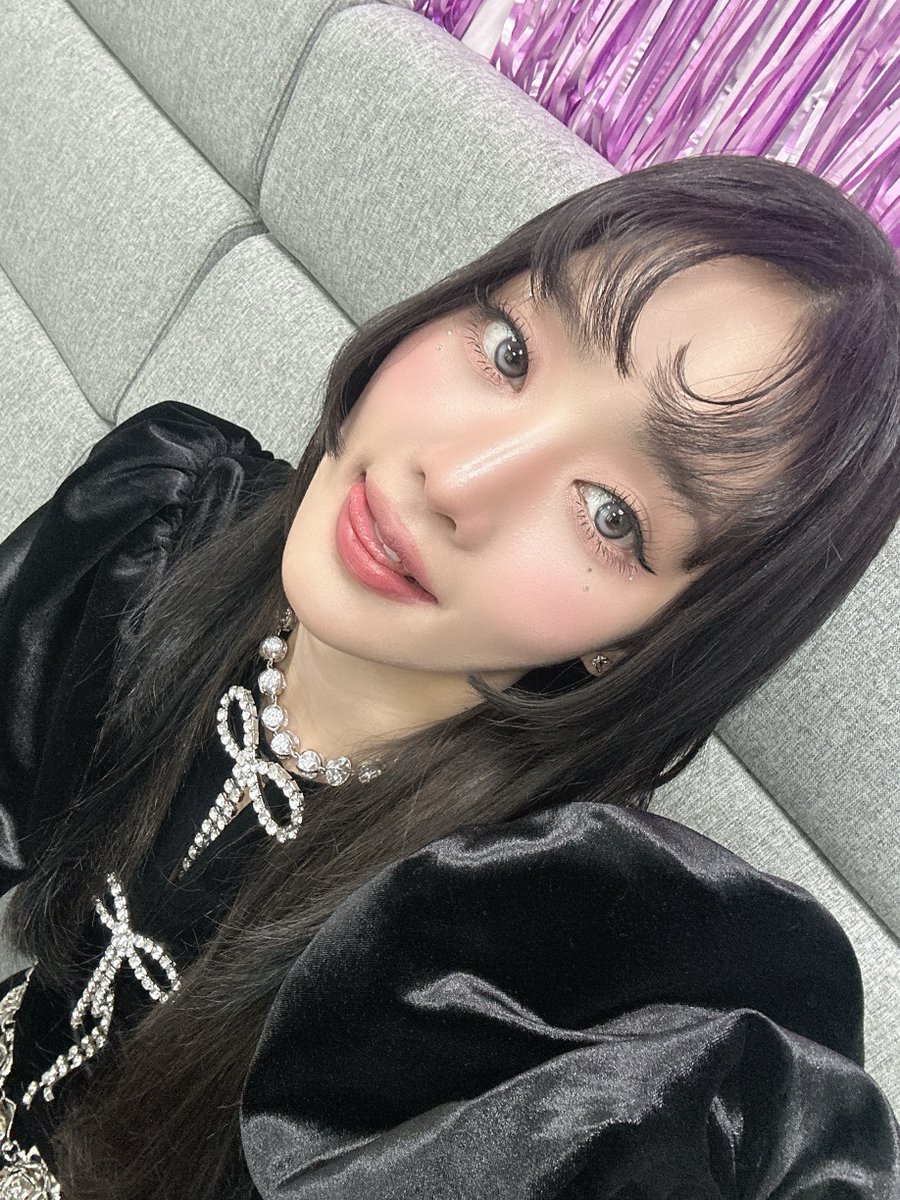 official_i_dle's tweet photo. [📸] 250124 @ #뮤직뱅크

#여자아이들 #GIDLE
#민니 #MINNIE
#HER https://t.co/n0v5jcXIu3