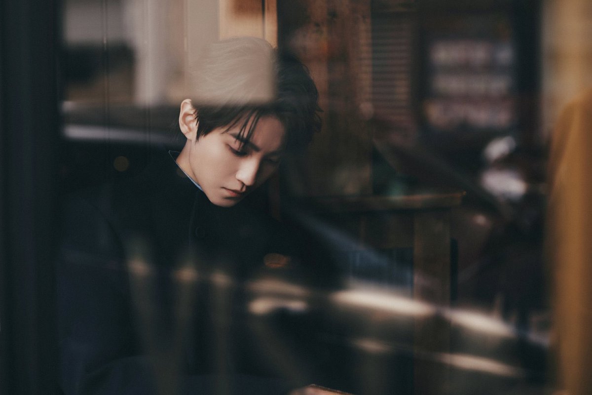hellodajia's tweet photo. 분위기개미쳤음진심
디올짱짱맨이시다🖤 https://t.co/sFU298kC9v