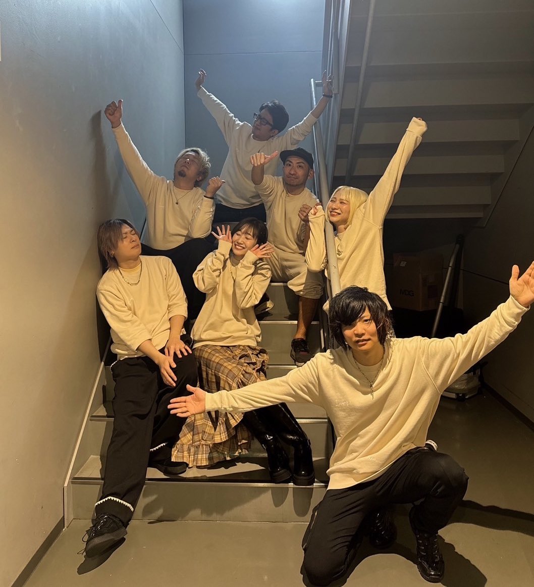 AzusaTadokoro's tweet photo. ワンマンツアー千秋楽！
今日この場所を選んでくれてありがとうございました！みんなの身体をじわっとあたためる足湯みたいなライブになっていたら嬉しいです🦶🏻
また会おう！！
本当にありがとうございました🥹✨
あずさ2号の皆様も最高‼︎
(あずさ)
#田所あずさIvory https://t.co/aEYpDv0peb