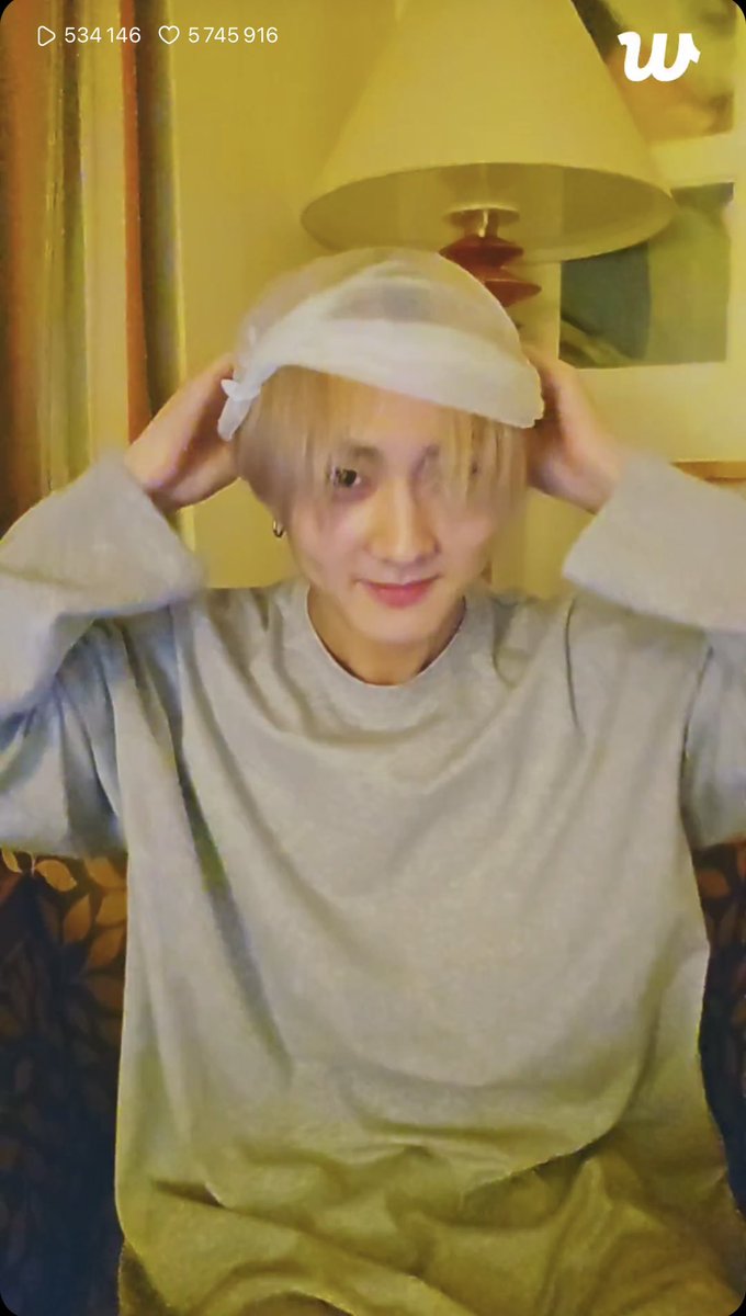 enhypenupdates's tweet photo. [EN-LIVE PLAYLIST 🌟] 250124
“🤩” 

Jungwon’s Weverse Live Playlist 🎵 

Come Clean - Gloria Tells
When the Party Is Over (feat. Bri Oglu) - East of Heaven
Can't Hold It in Anymore - Vividry
Into the I-LAND - I-LAND
Polaroid Love - ENHYPEN
Shout Out - ENHYPEN
Drunk-Dazed - ENHYPEN
When I'm Still Getting Over You (feat. Paige) - Peder Elias
24/7, 365 - elijah woods
EL DORADO - EXO
Lemon - Kenshi Yonezu
MIC Drop - BTS
Love You With All My Heart - Crush

@ENHYPEN_members @ENHYPEN #ENHYPEN #엔하이픈