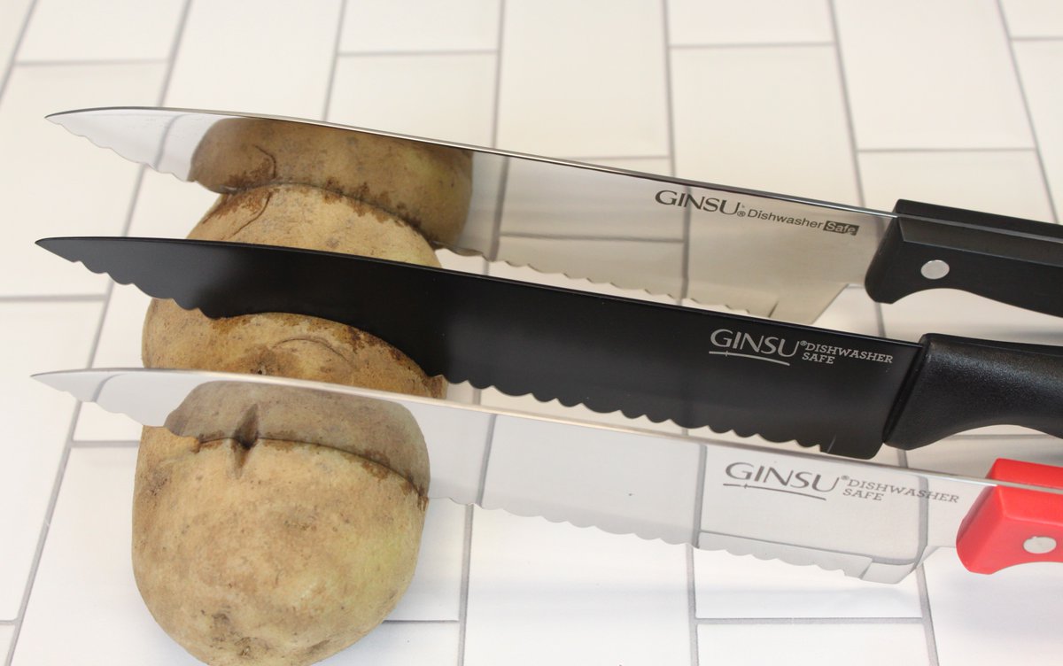 GinsuCutlery's tweet image. Never a dull moment with Ginsu. Our Kiso and Daku series are crafted to stay sharp. #AlwaysSharp #CookWithKiso #DinnerWithDaku