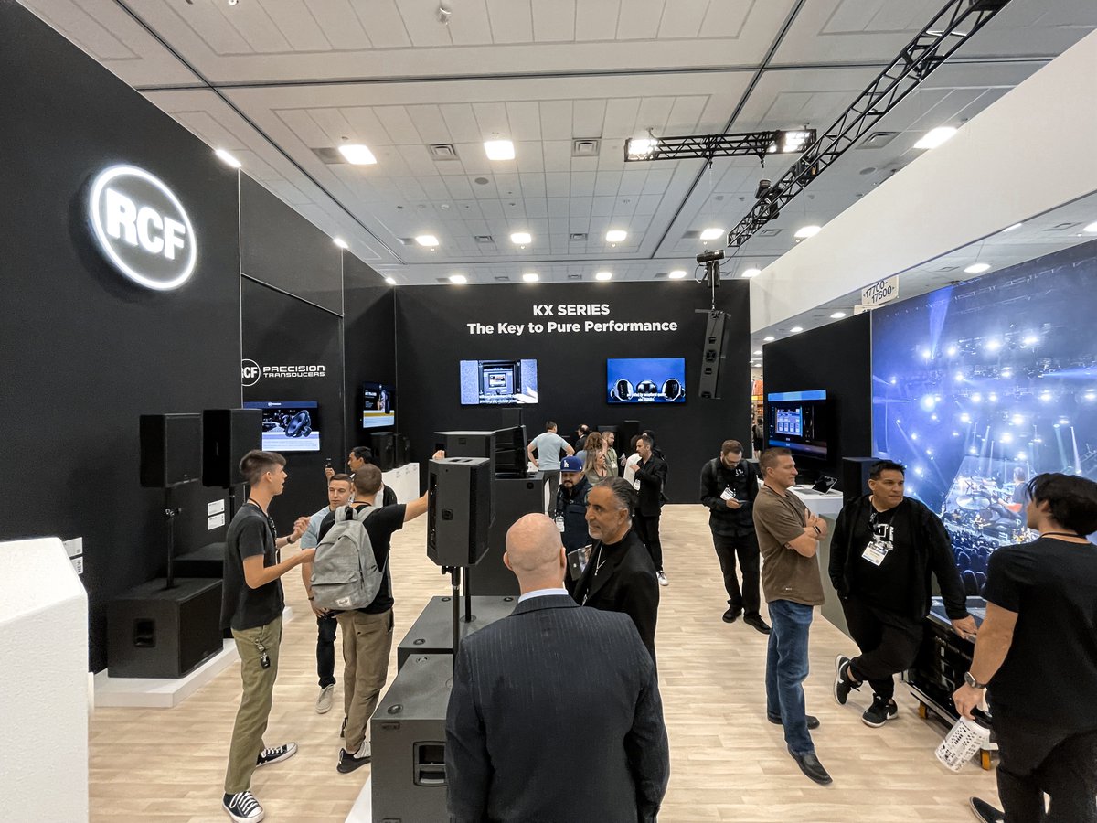 rcf_audio's tweet photo. RCF is live at NAMM 2025! π§
π Booth 17410 | π Demo Room 17108
Experience the SUB 9000 Series, NXL 14-A, and more. Stop by and feel the sound!
-
-
#RCFaudio #ExperienceRCF #fair #exhibition #NAMM #NAMMShow #NAMM2025 #audioengineering #soundculture #RCFsound #soundengineer https://t.co/UFFPScjQhZ