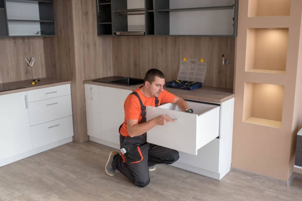 treelinebuild's tweet photo. Transform your home with Treeline Building. Our expert team specializes in delivering stunning kitchen remodels tailored to your style and needs. From custom cabinets to exquisite countertops and flooring, we are dedicated to bringing your vision to life. Discover the possibil... https://t.co/ZiYAIWKHWN