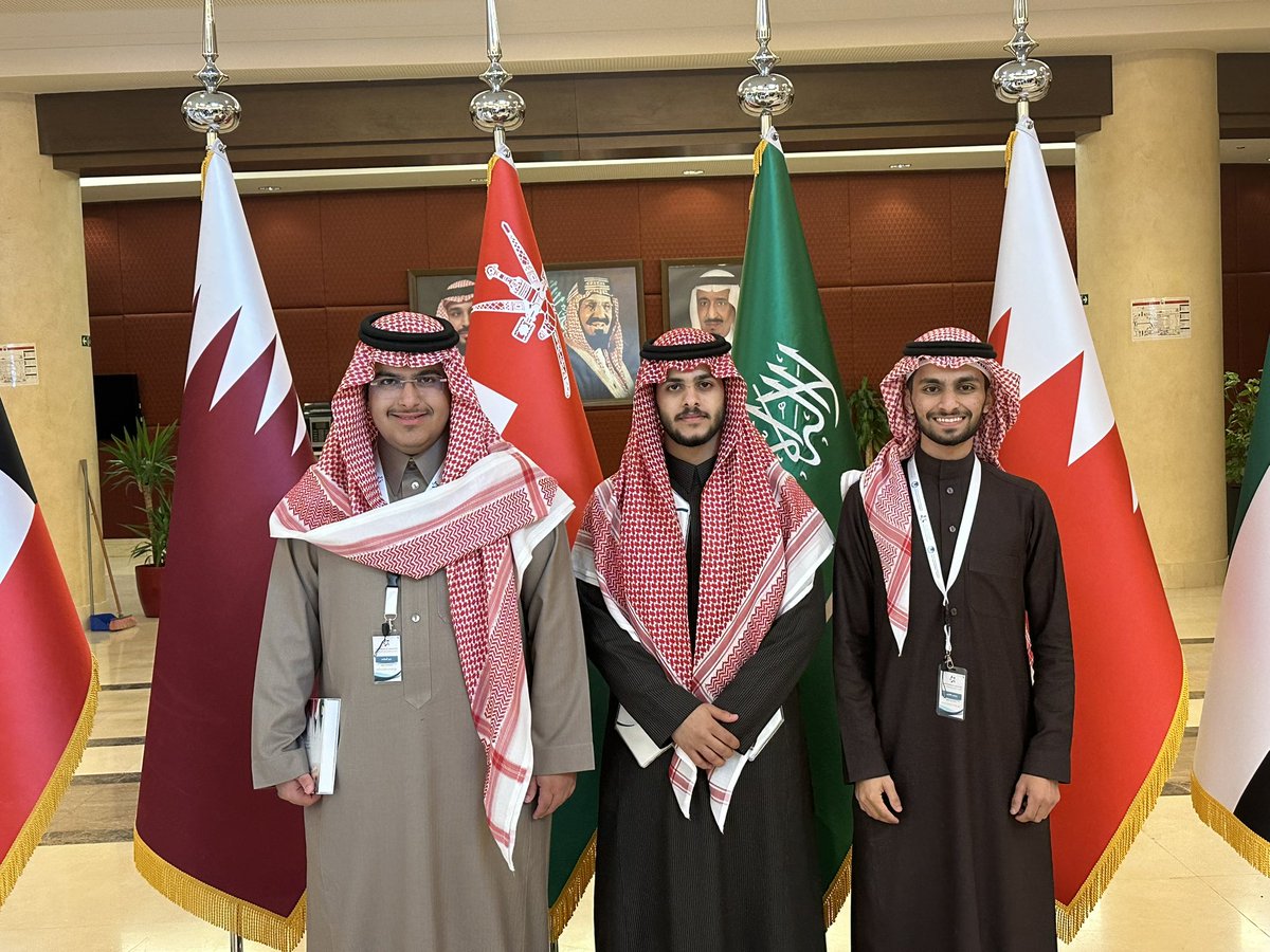 عمر المقحم tweet media
