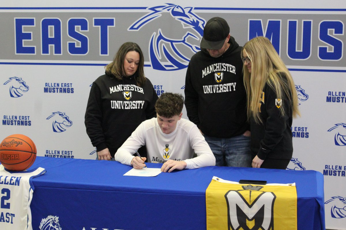Congrats Ethan on signing your commitment to Manchester!
