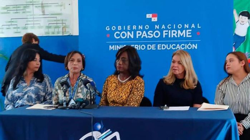 RetenChiriqui's tweet image. 🏫 Meduca acelera trabajos en 94 escuelas para 2025
🔧 Inversión: $379 millones.
✨ Nuevas instalaciones en Chiriquí, Veraguas y Panamá Oeste.
📲 Más en retenchiriqui.com
retenchiriqui.com/post/meduca-ac…
#EducaciónPanamá #Meduca #InfraestructuraEscolar #NoticiasPanamá