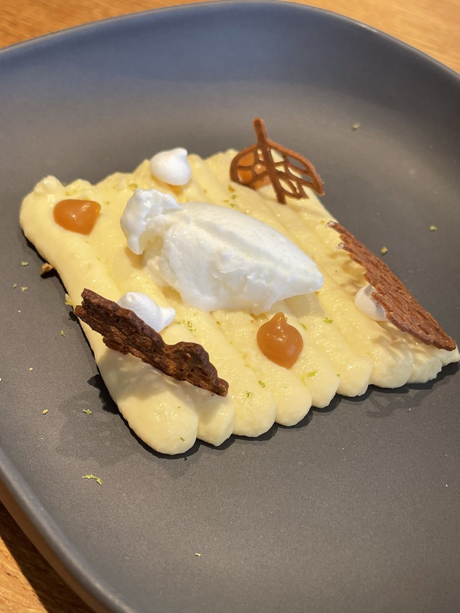 hangulowine's tweet photo. Restaurante Cheche, oasis en Castelldefels
🫛🥗🍷🐟
#cheche #vilaviniteca #calidoscopi #castelldencus #vino #food https://t.co/n27RMKU2C8