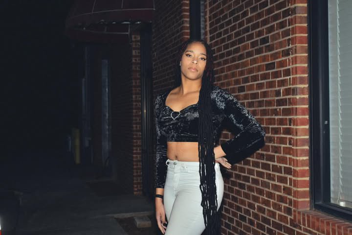 x_Rose_Gold_x_'s tweet photo. This is how a bad b*tch walks into a I Quit match. Yall chicks can’t even spell I Quit match. ✨😘 #prowrestling #conyersga #iquitmatch #intergendermatch #ex https://t.co/4g1a5IGtIK