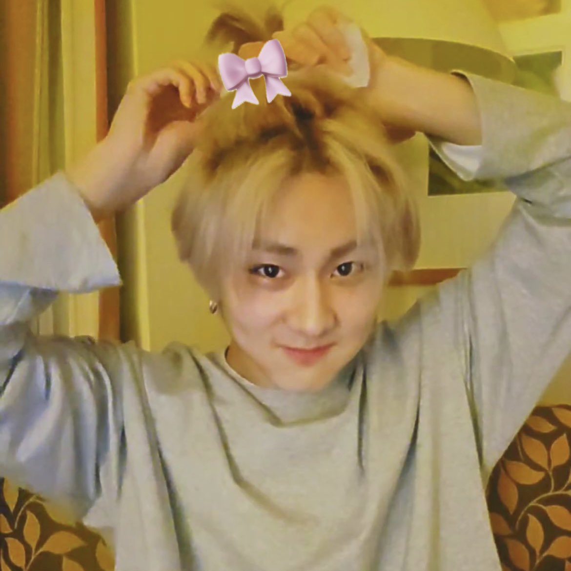jwonmyheart_'s tweet photo. HOW CAN YOU NOT SAY BABYGIRL??? https://t.co/e7o5vuzDRl